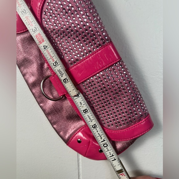 NWT Express clutch/wristlet - bright pink with rhinestones. Y2K style, mod - Picture 7 of 12